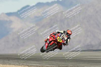 media/Nov-16-2025-Race Pace (Sun) [[8c5fa54630]]/Verified Riders/5-Turn 9 (1135am)/